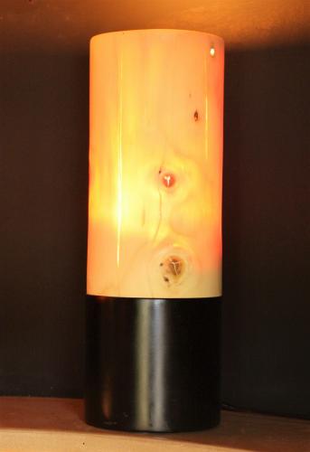 Lampe, Leuchte, Leuchten aus Holz, Lampen, Kunsthandwerk, Kunst, Deko, Lampenschirm, Licht, Leuchter, Tischlampe, Stehlampe, Leuchte aus Holz, Einrichtung, Stimmung, Leuchtmittel, Stehlampe