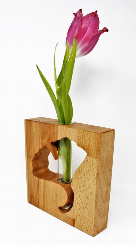 Ausschnittvase mit Ginko